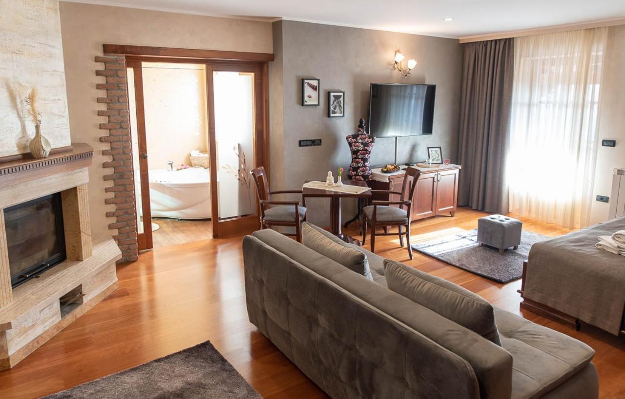 Domacija Pri Damjanu Otel Kozina Dış mekan fotoğraf